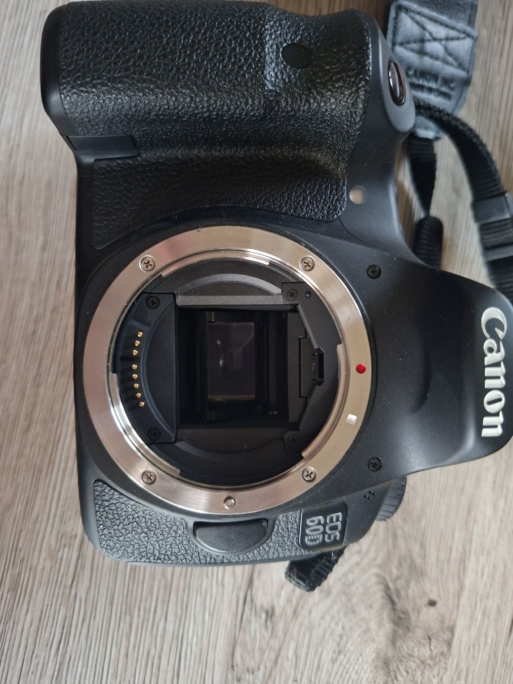 Canon Kamera: Canon EOS 60D Kit mit versch. Objektiven und Blitz  – Gebraucht aus Flums von wal_cb8k 2