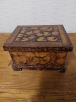 Holzkästchen mit Klappdeckel braun gemustert gebraucht