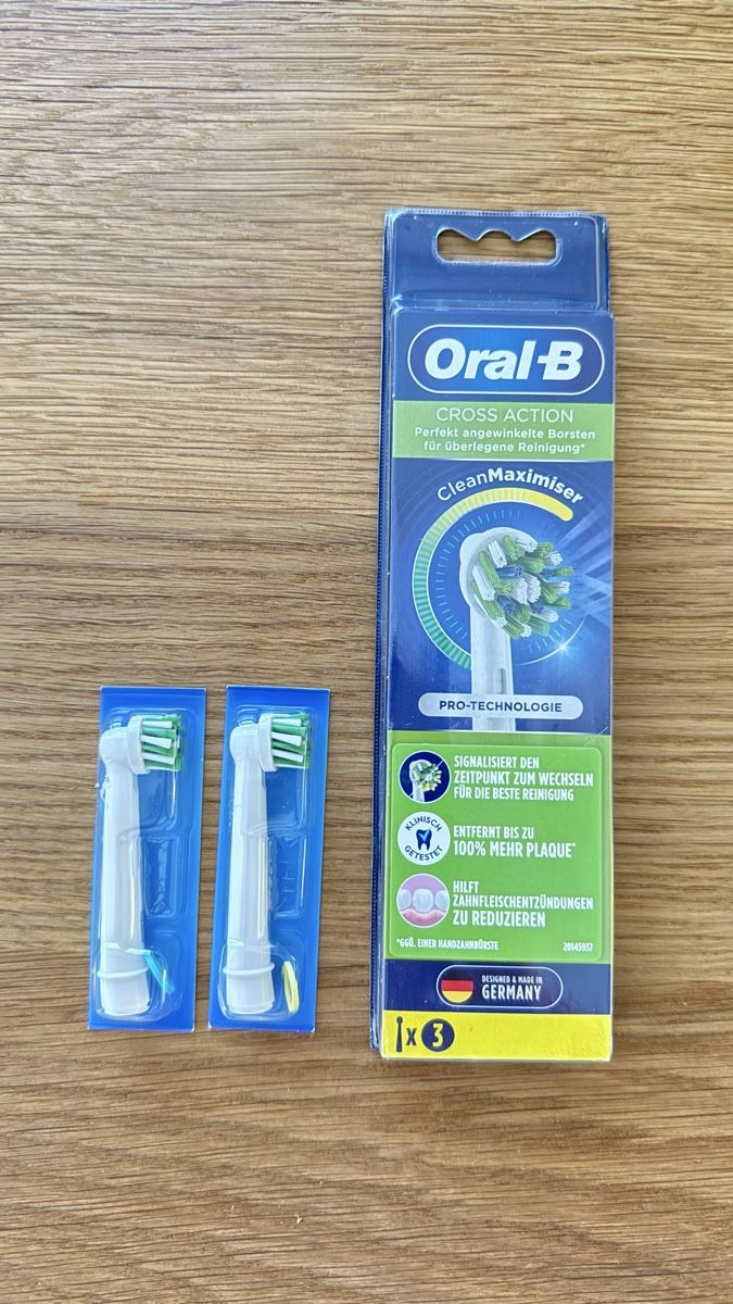 Oral B Cura dei denti: Oral-B Aufsteckbürsten Precision Clean/Cross Action – Nuovo e nell'imballaggio originale da Horgen venduto da minimouse09 2