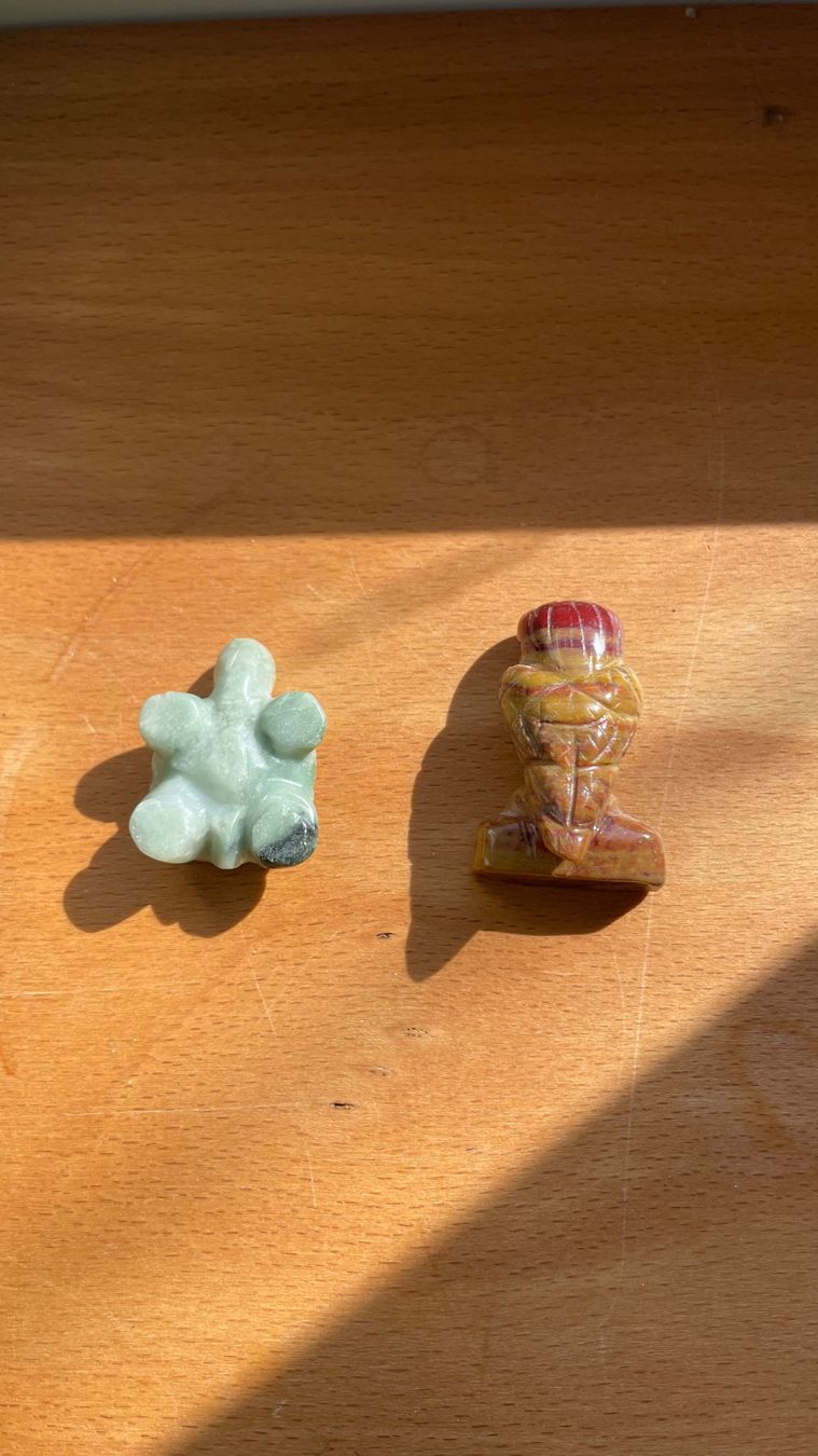Statuette: Mineralsteinfiguren; Eule und Schildkröte – Usato da Hinwil venduto da dadalina76 1