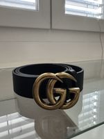 Gucci Gürtel schwarz mit goldfarbener Schnalle
