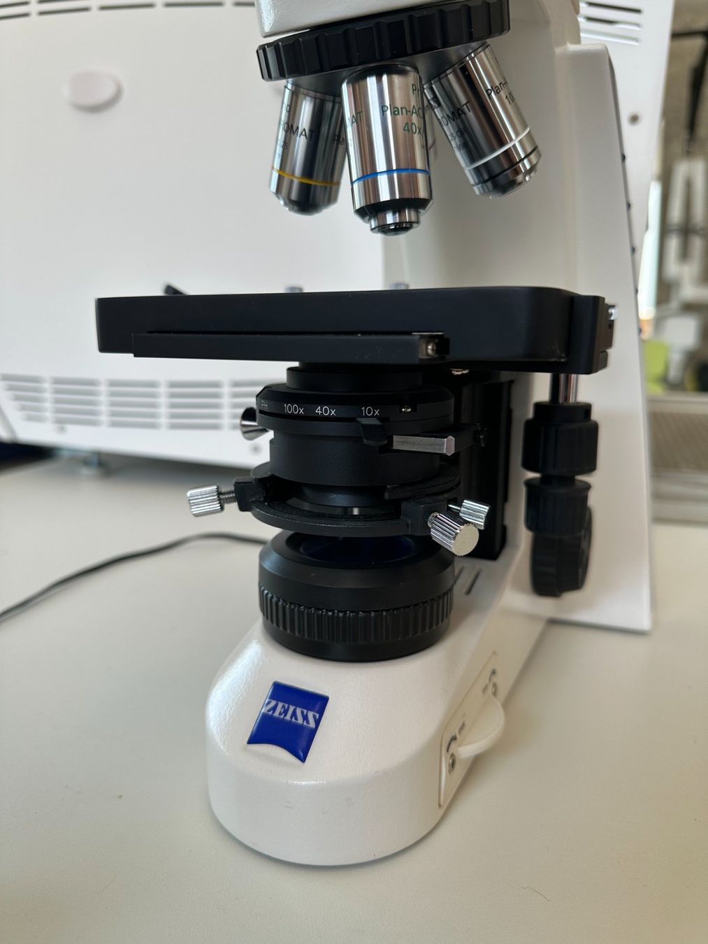 Zeiss Microscopi: Microscope professionnel ZEISS Primo Star trinoculaire + cam – Usato da Payerne venduto da id-elektro 2