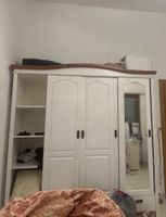 Kleiderschrank weiss mit Spiegel, gebrauchter Zustand