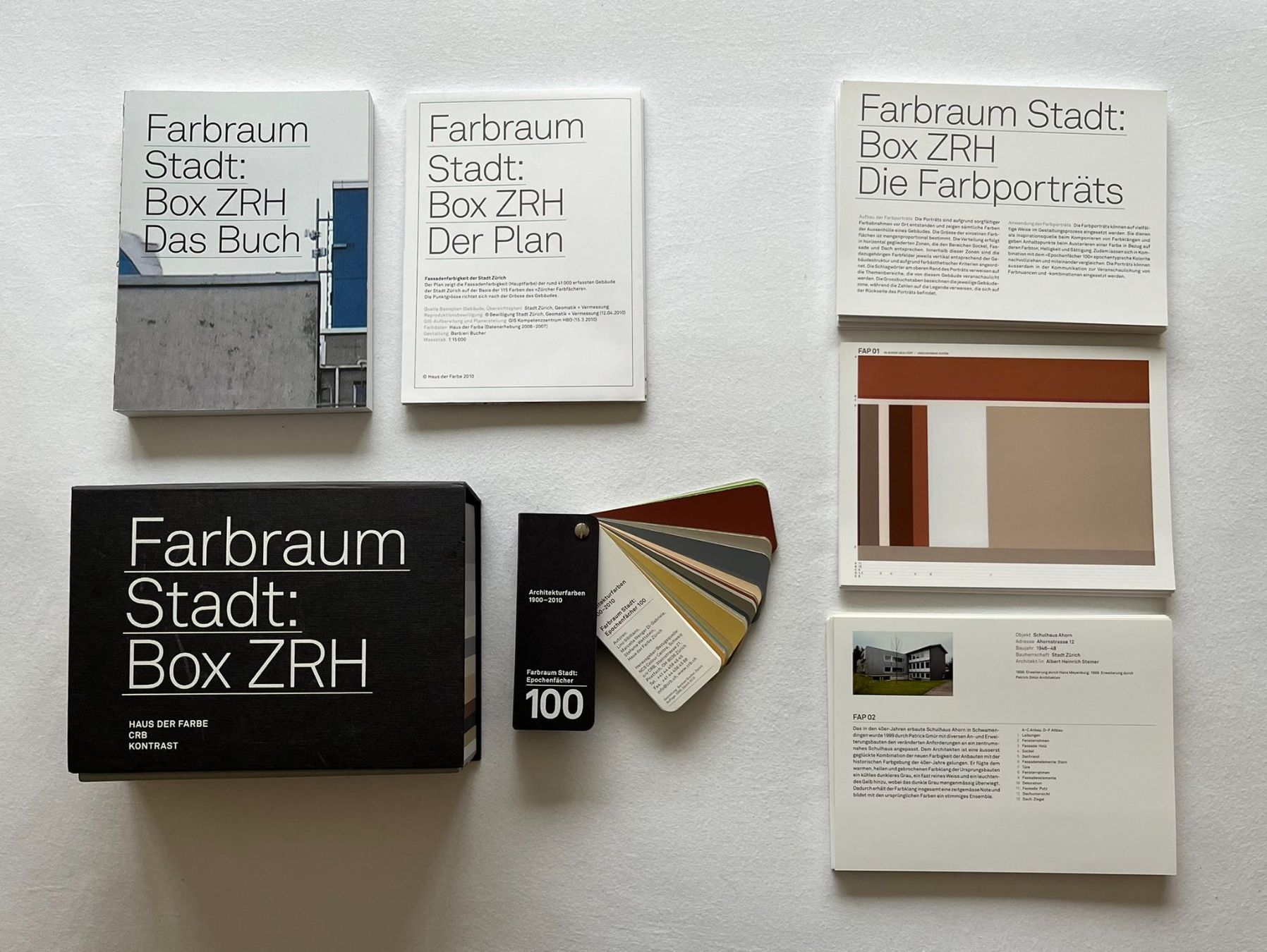 Libri: Farbraum Box mit Epochenfächer Zürich – Nuovo (secondo la descrizione) da Zürich venduto da aneme