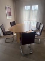 Tisch mit 5 Stühle