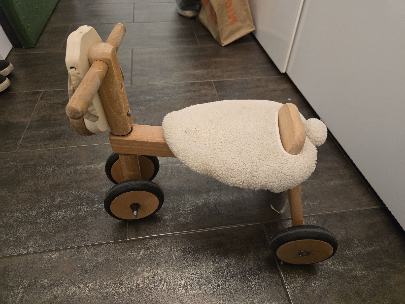 Veicoli per bambini: Kinder Roller Schaf – Difettoso da Suhr venduto da Ptriple6 1