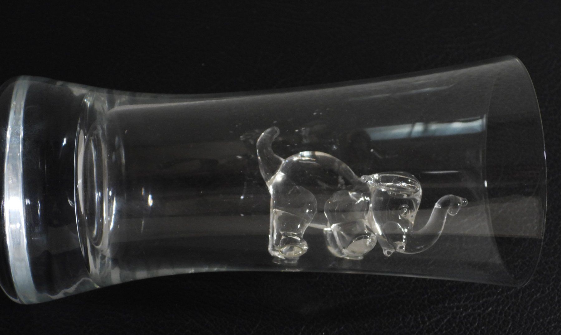 Vasi & Recipienti: Vase mit Elefant mundgeblasen – Usato da Dübendorf venduto da mar_85sd 1