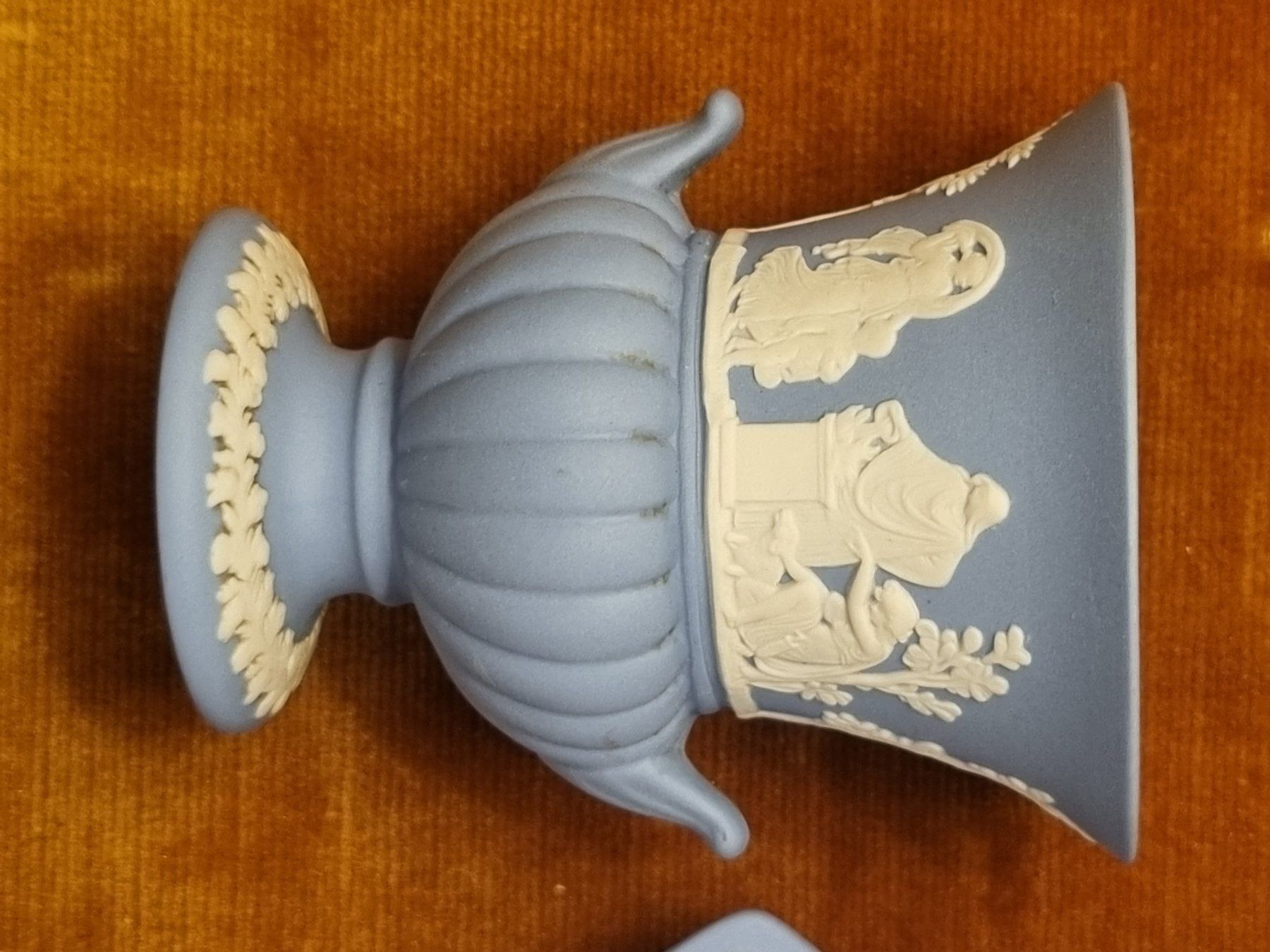 Wedgwood Vasen & Gefässe: Wedgwood Jasperware Set, Vase & Schale, blau – Gebraucht aus Scharnachtal von devin03 1