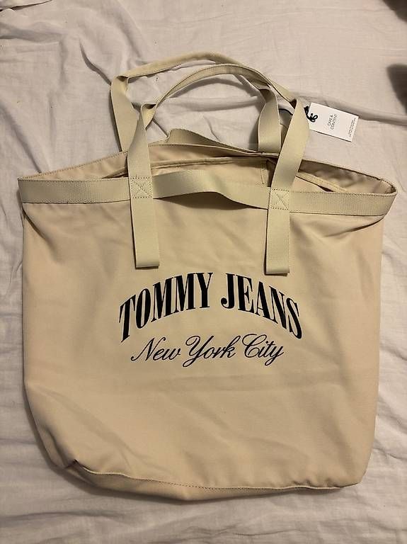 Tommy Hilfiger Taschen: Tommy Hilfiger Shopper, neu – Neu (gemäss Beschreibung) aus Winterthur von elisaK