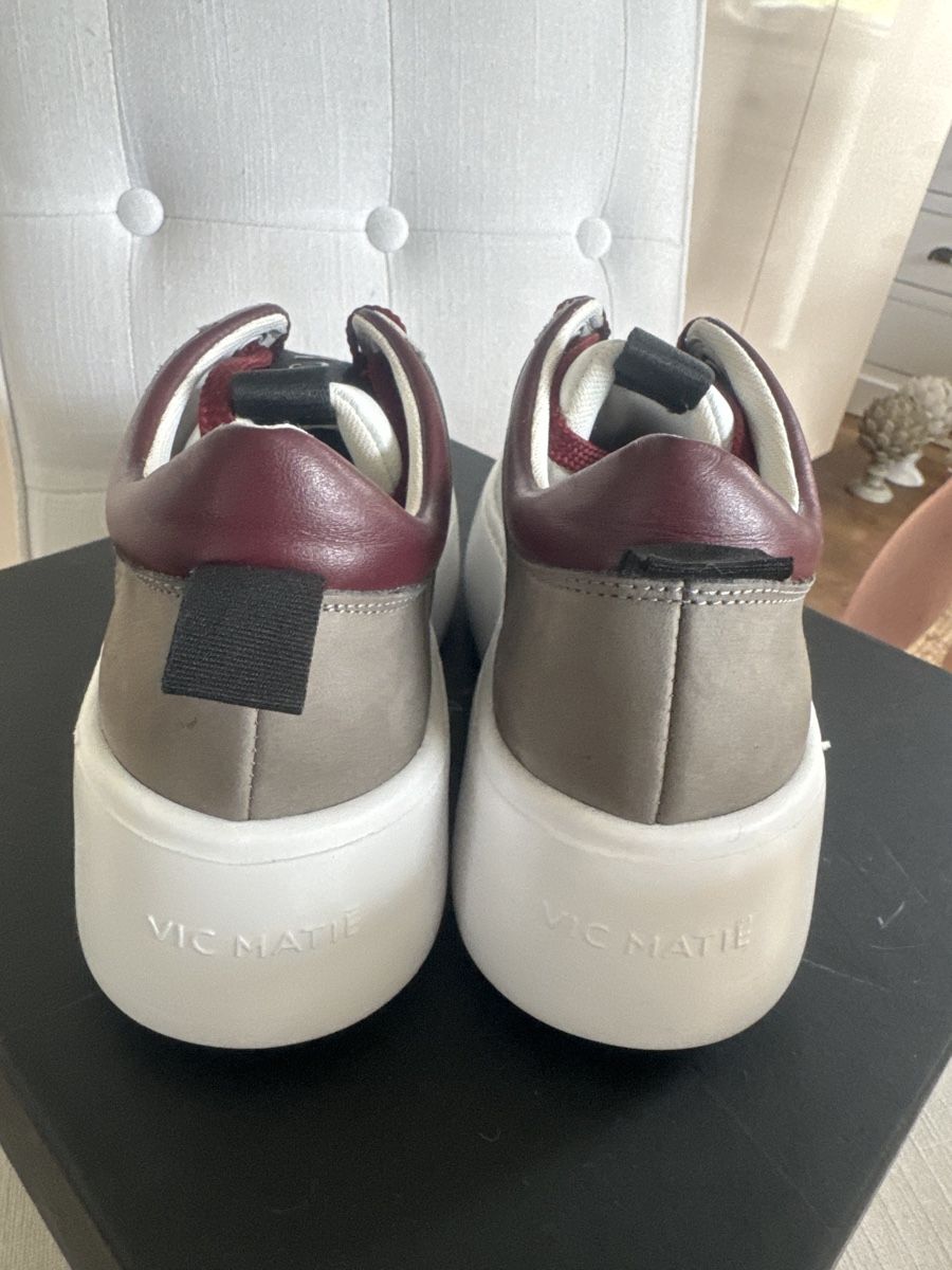Vic Matié Damenschuhe: Vic Matie Sneakers Neu – Neu und originalverpackt aus Sachseln von Guguiseli 1