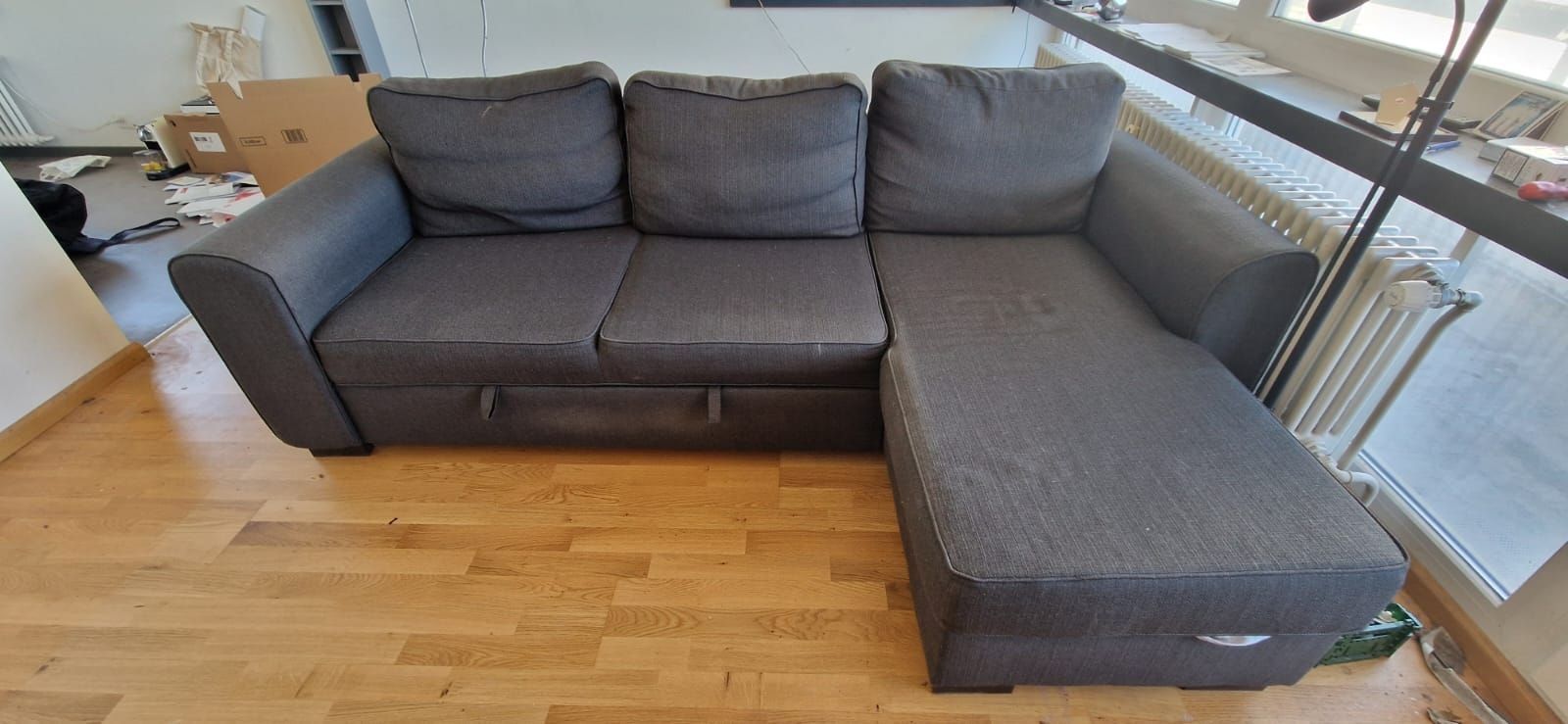 Divani: Schlafsofa grau mit Bettkasten und Schlaffunktion – Usato da Rheinfelden venduto da Hoefi65