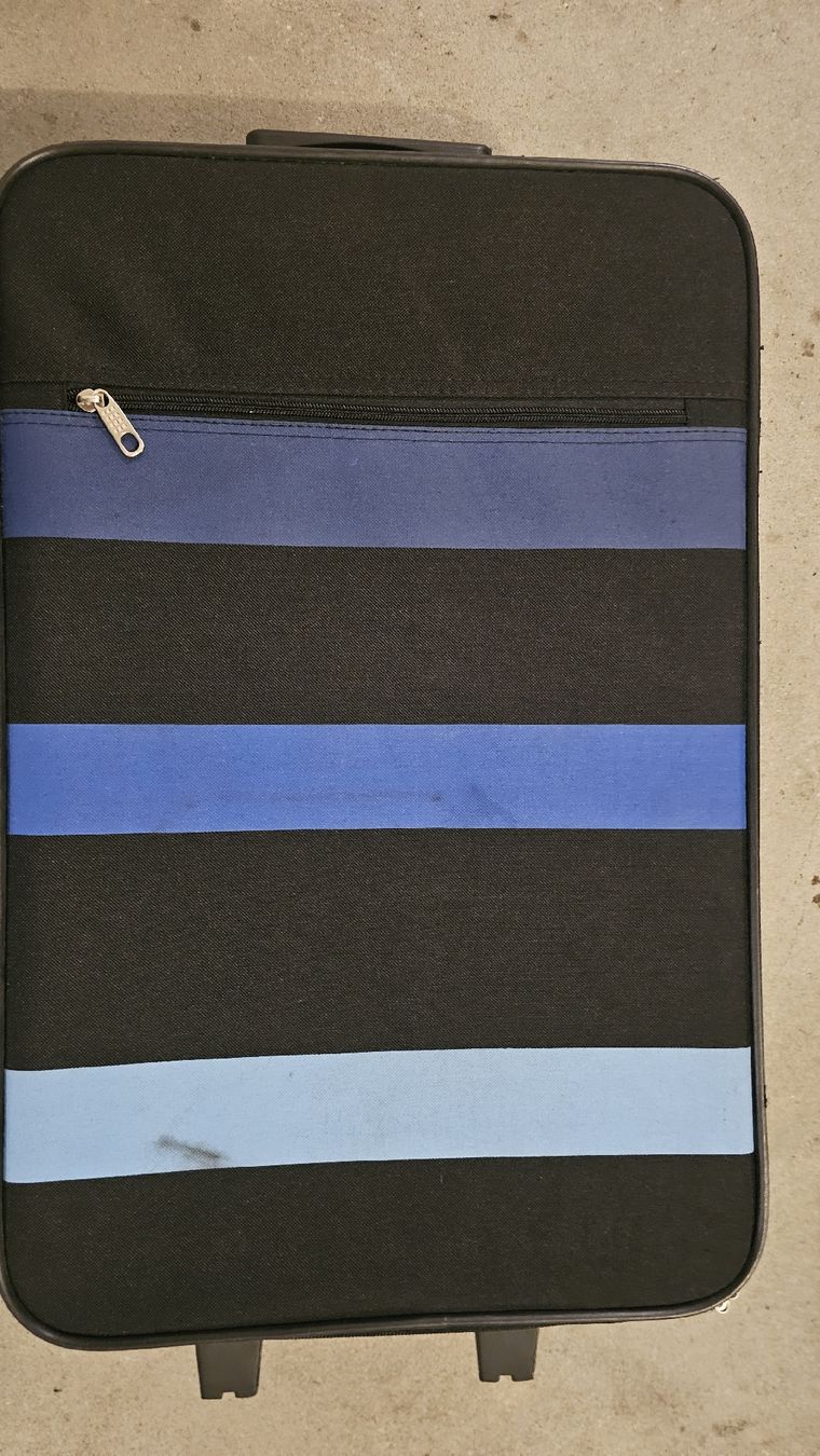 Valigie: Leichter Rollkoffer, schwarz blau gestreift – Usato da Arbon venduto da Flyaway8 1