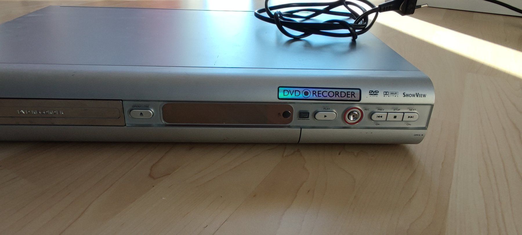 Tous les DVDs: DVDR 610 DVD Player PHILIPS – D'occasion à Schongau par Retro_Shop 2