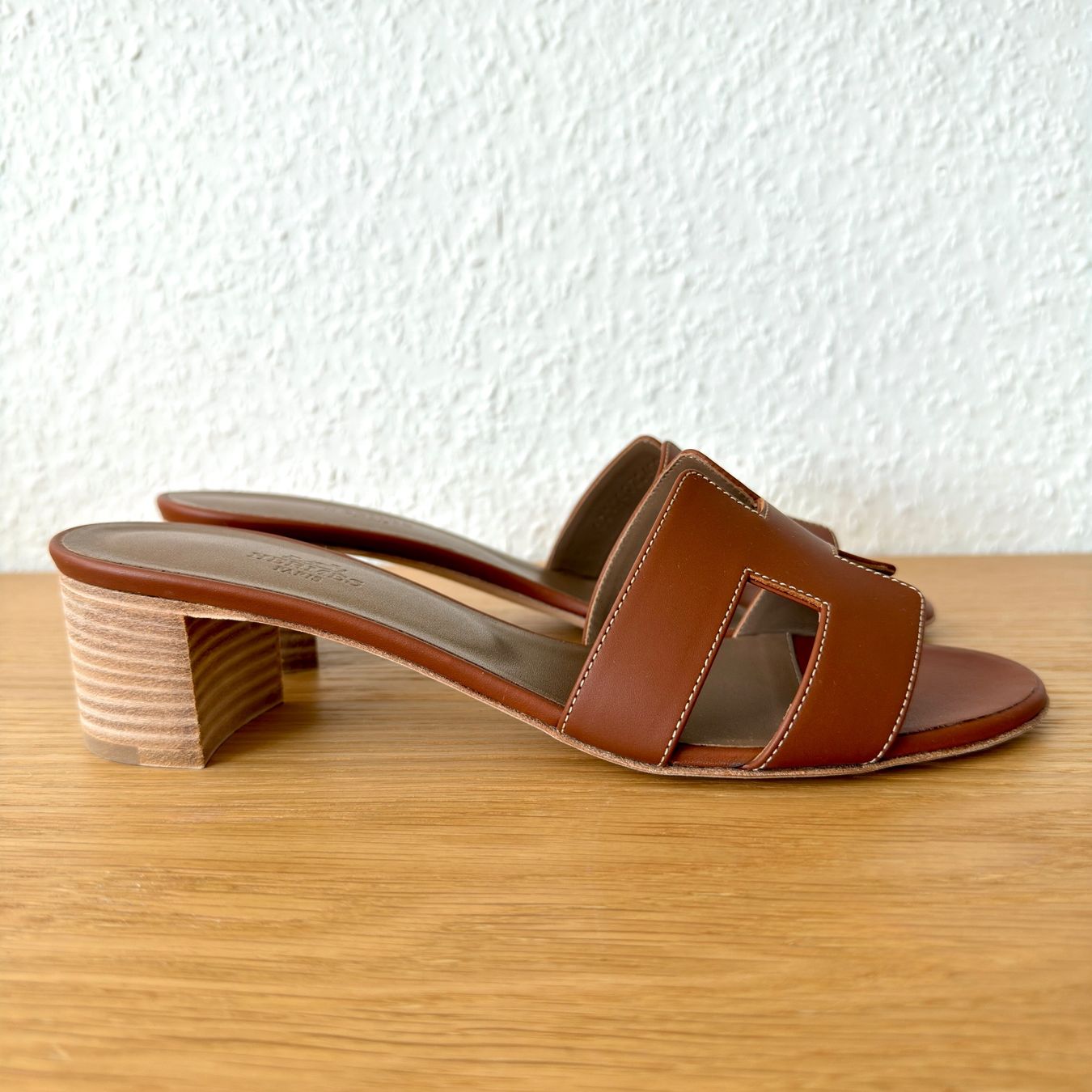 Hermès Scarpe da donna: Authentiques Sandales HERMÈS Oasis 39.5 NEUVES – Nuovo e nell'imballaggio originale da Carouge GE venduto da loveluxury 2