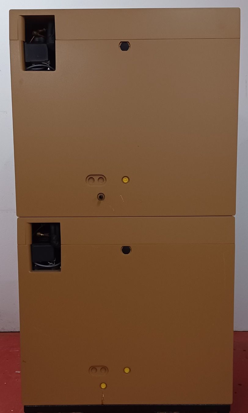 Accessori da laboratorio: Infors Minitron Stack Incubators – Usato da Niederdorf venduto da LeptonAG_Labor 4