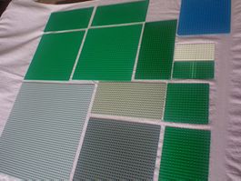 13 sehr dünne LEGO Platten auch eine ganz grosse Platte