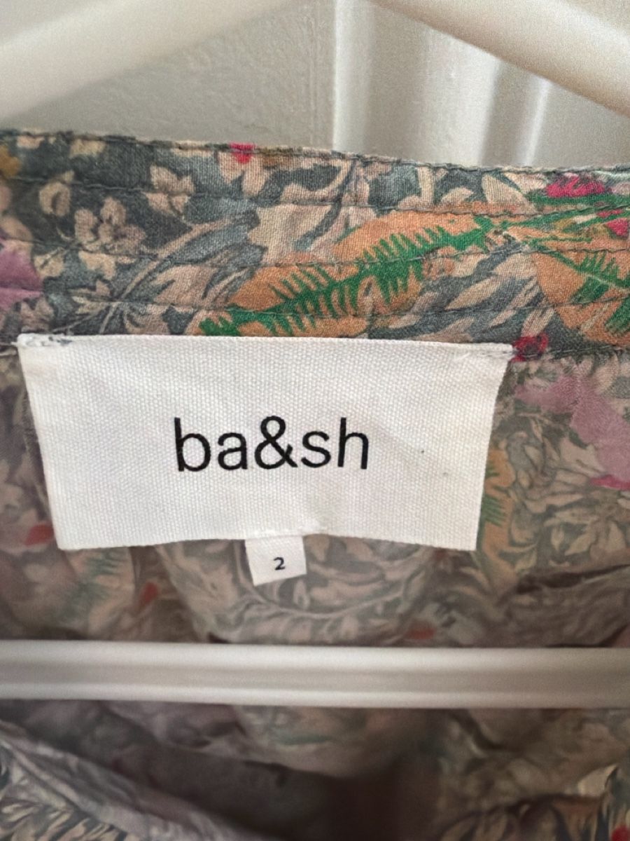 Ba&Sh Kleider: Robe à motif Bash - T.2 - 20 chf – Neu (gemäss Beschreibung) aus Genève von tan_h6b8 1