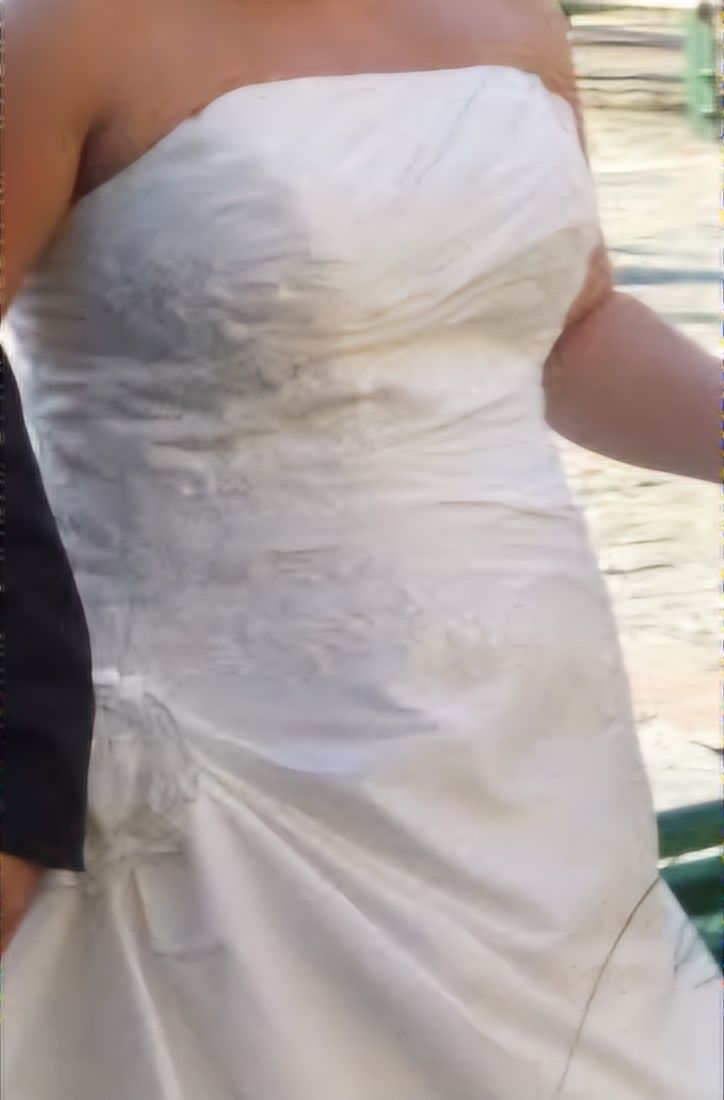 Vestiti: vestito da sposa – Usato da Giornico venduto da Vale_leo86 2