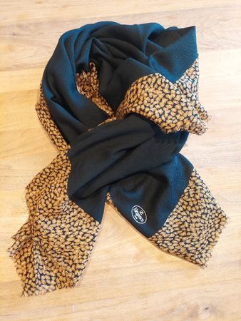 Stilvolles Tuch von Elegance, Paris - wie neu