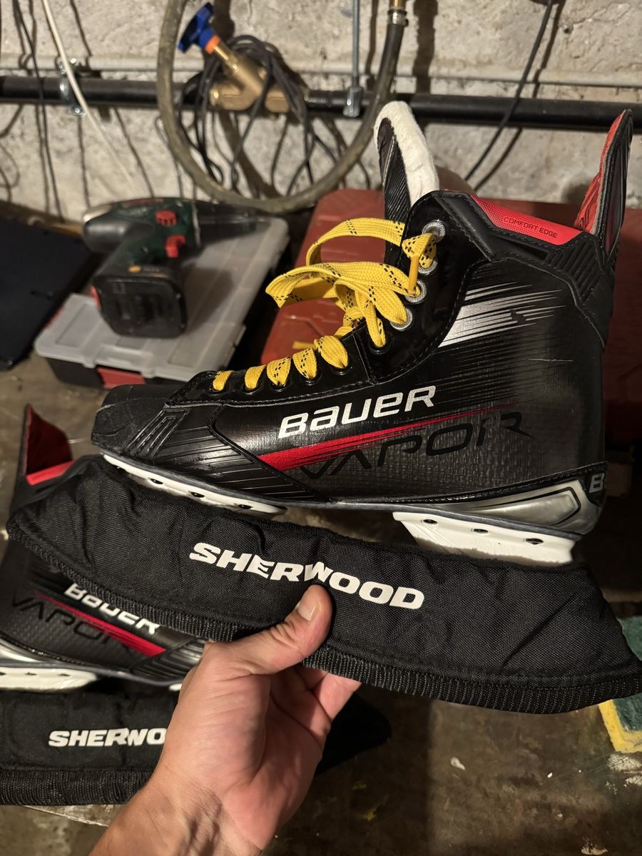 Bauer Pattini da ghiaccio: Bauer Vapor Hyperlite Eishockeyschuhe  – Usato da Widnau venduto da kev_hr6l 2