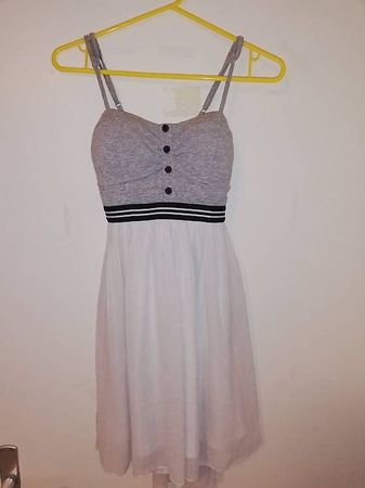 Sommerkleid grau-weiss Gr. XS