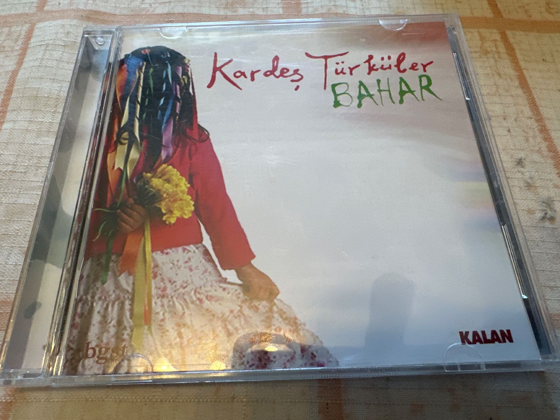 CD: Kardes Türküler - Bahar – Usato da Schaffhausen venduto da D-MAC
