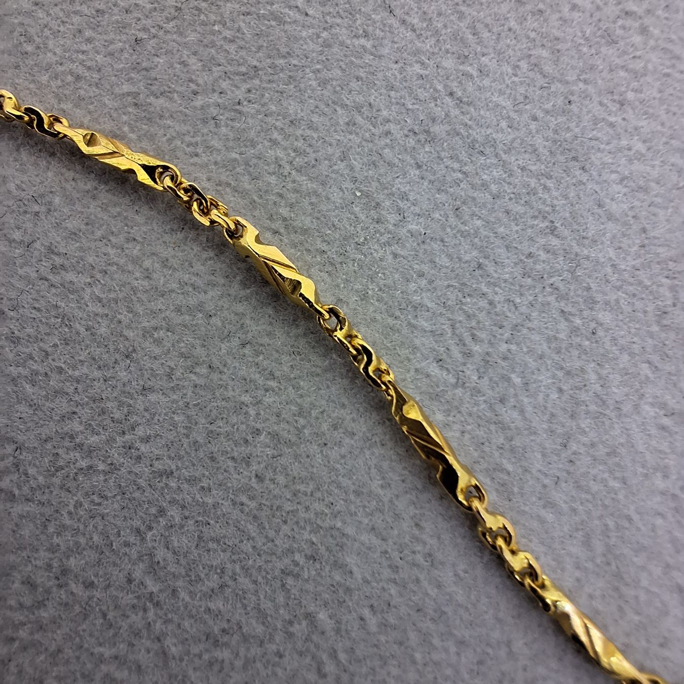 Catenine: Edle Halskette in 585 Gelbgold – Usato da Unterägeri venduto da Altgoldschmuck 2