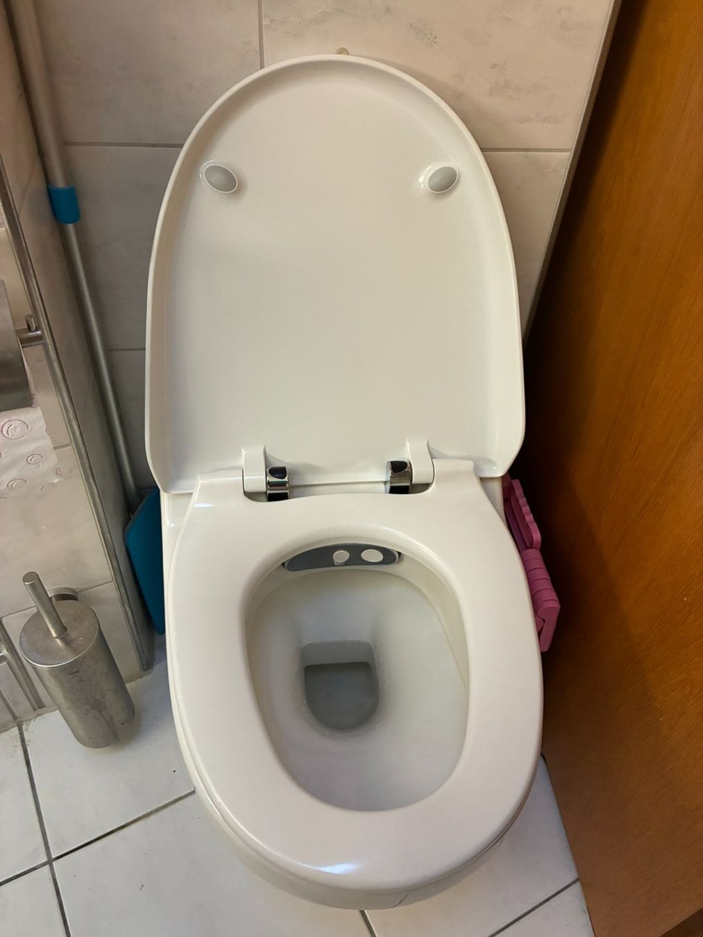 Geberit WC: Dusch-WC Geberit AquaClean 8000plus – D'occasion à Oberglatt par Geordi69 1
