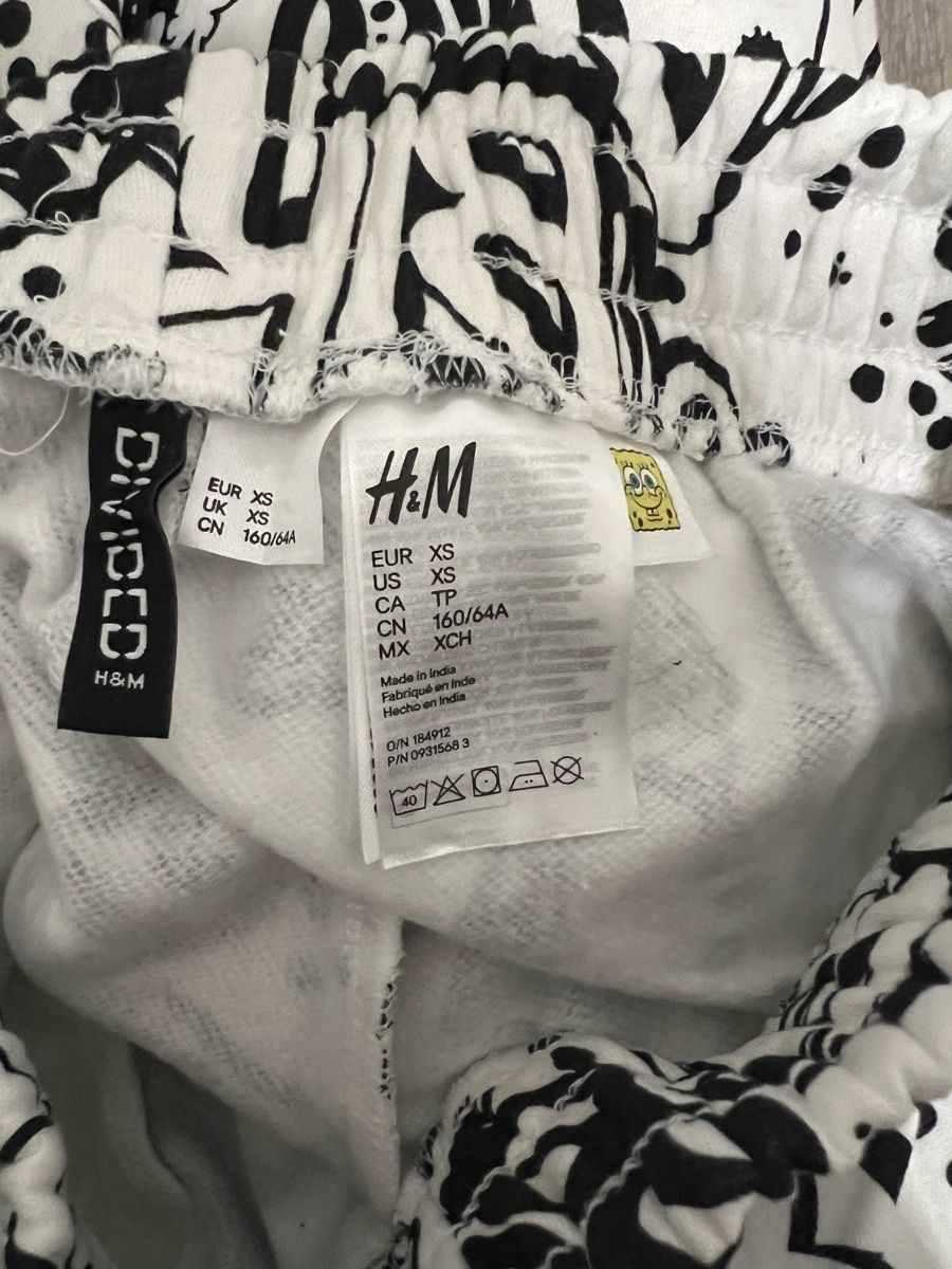 H&M Pantaloni: Trainerhose von Spongebob – Nuovo (secondo la descrizione) da Jona venduto da n.ferrari 4