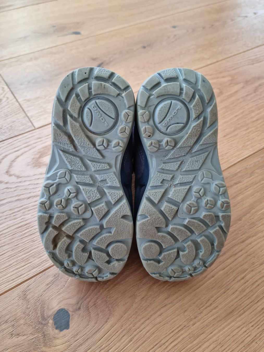 Lowa Scarpe per ragazzi: Winterschuhe Lowa Grösse 25 – Usato da Laupen ZH venduto da jbu_m9st 2