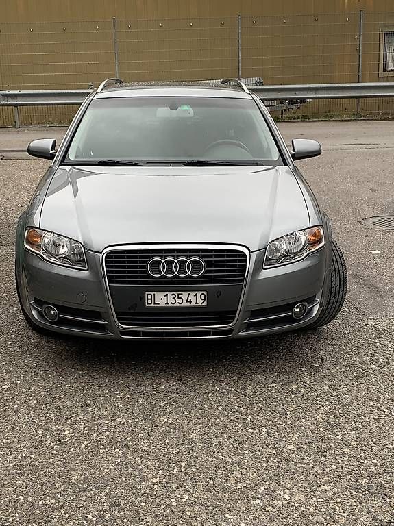 Audi Automobili: Audi a4 b7 2006 – Usato da Allschwil venduto da b.faton