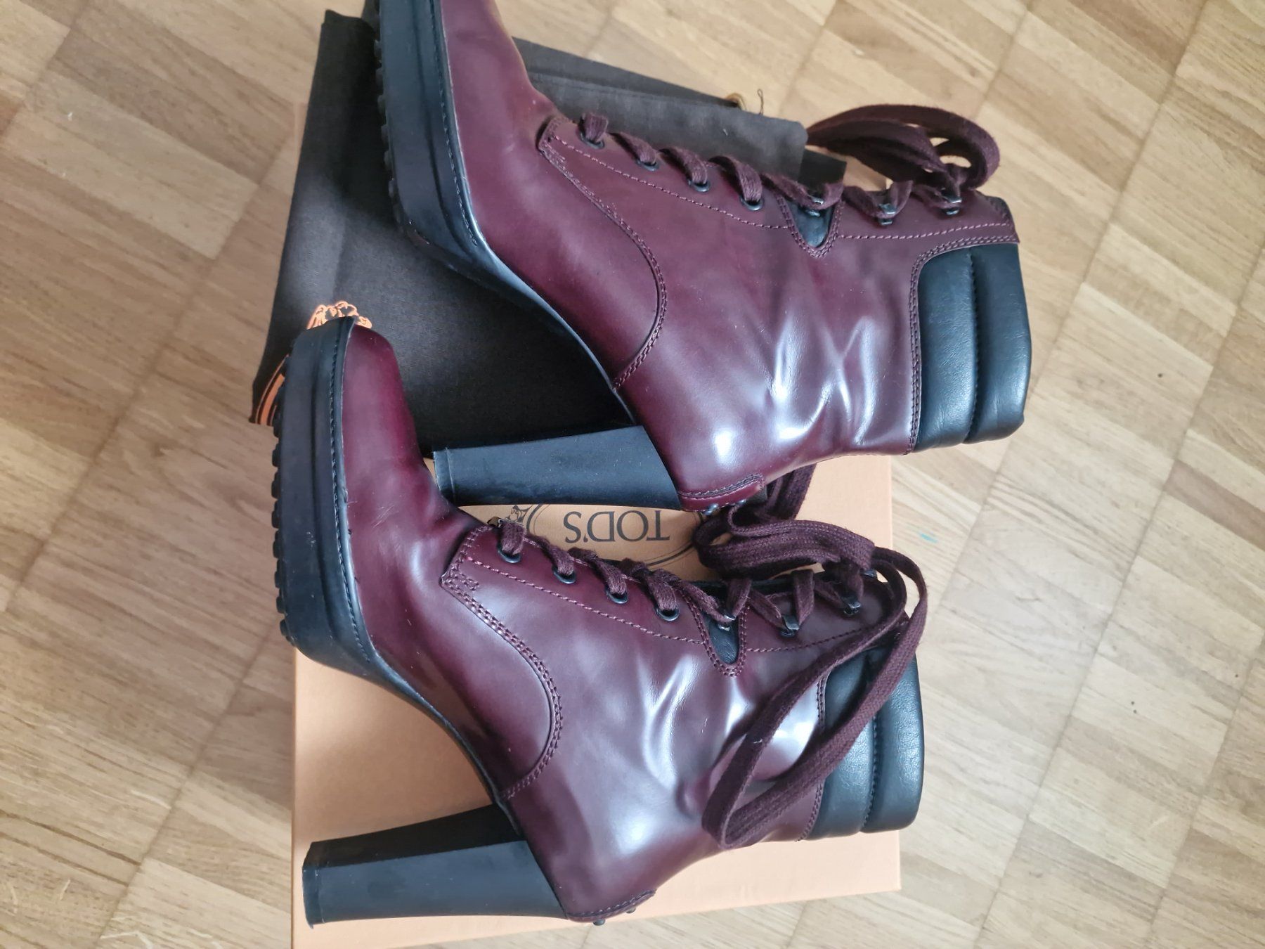 Tod'S Scarpe da donna: TOD'S Stiefeletten gr.37.5 – Usato da Langendorf venduto da Ariyan01 3