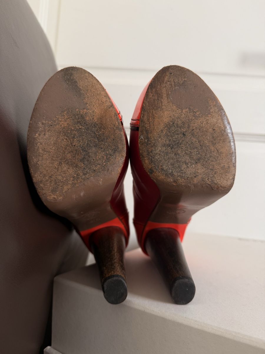 Versace Scarpe da donna: Versace Heels - Red Patent Leather – Usato da Corsier-sur-Vevey venduto da Kristina.Nova 4
