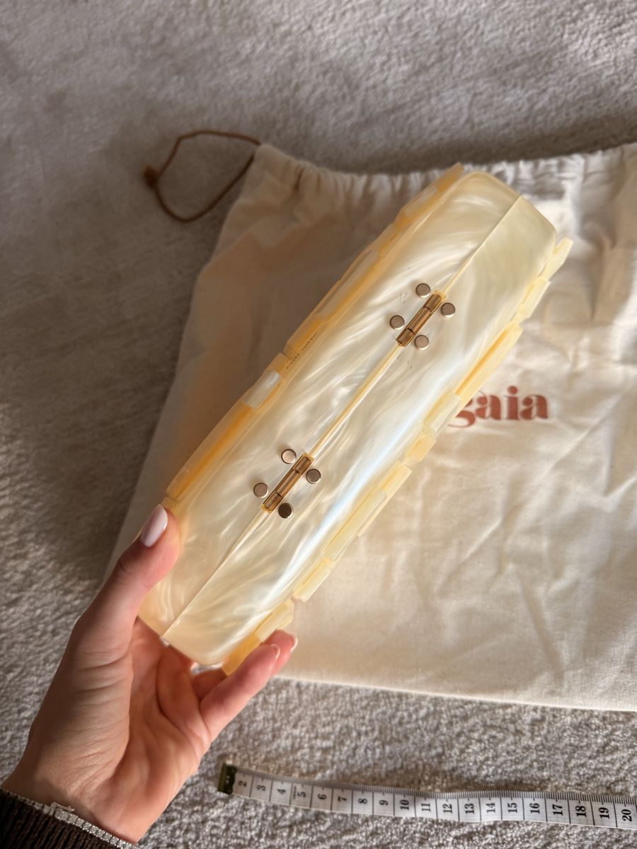 Cult Gaia Taschen für Damen: Cult Gaia bag – Neu (gemäss Beschreibung) aus La Croix (Lutry) von secondhandZara 3