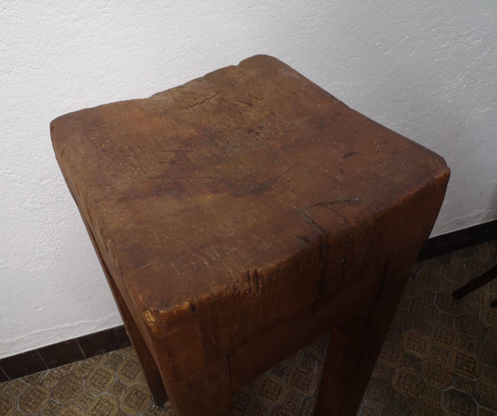 Articoli in legno: Billot de boucher en bois – Usato da Conthey venduto da Cathlouz 2