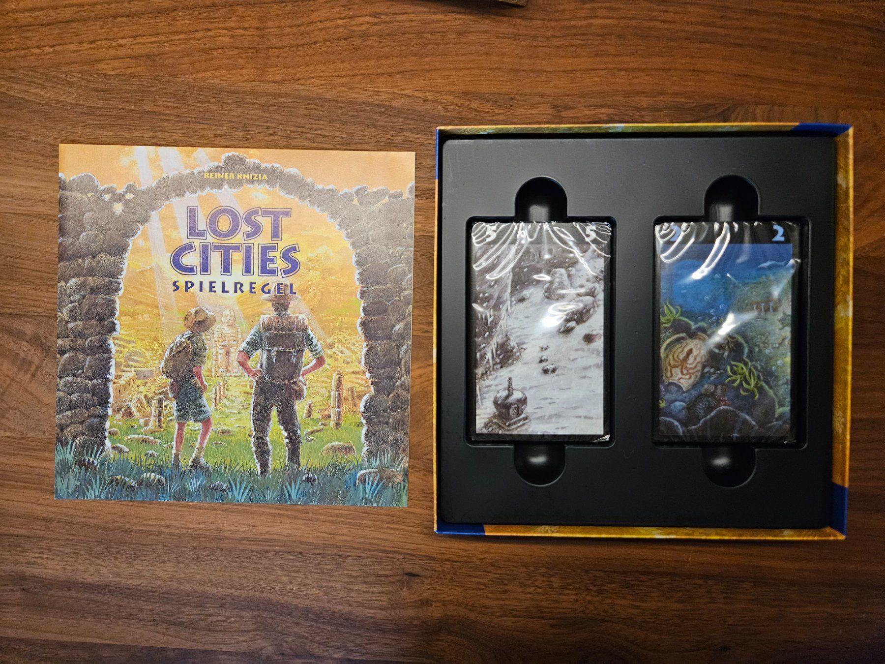 Kosmos Giochi: Spiel Lost Cities von Kosmos – Nuovo (secondo la descrizione) da Münchwilen AG venduto da pel_y9jx 2
