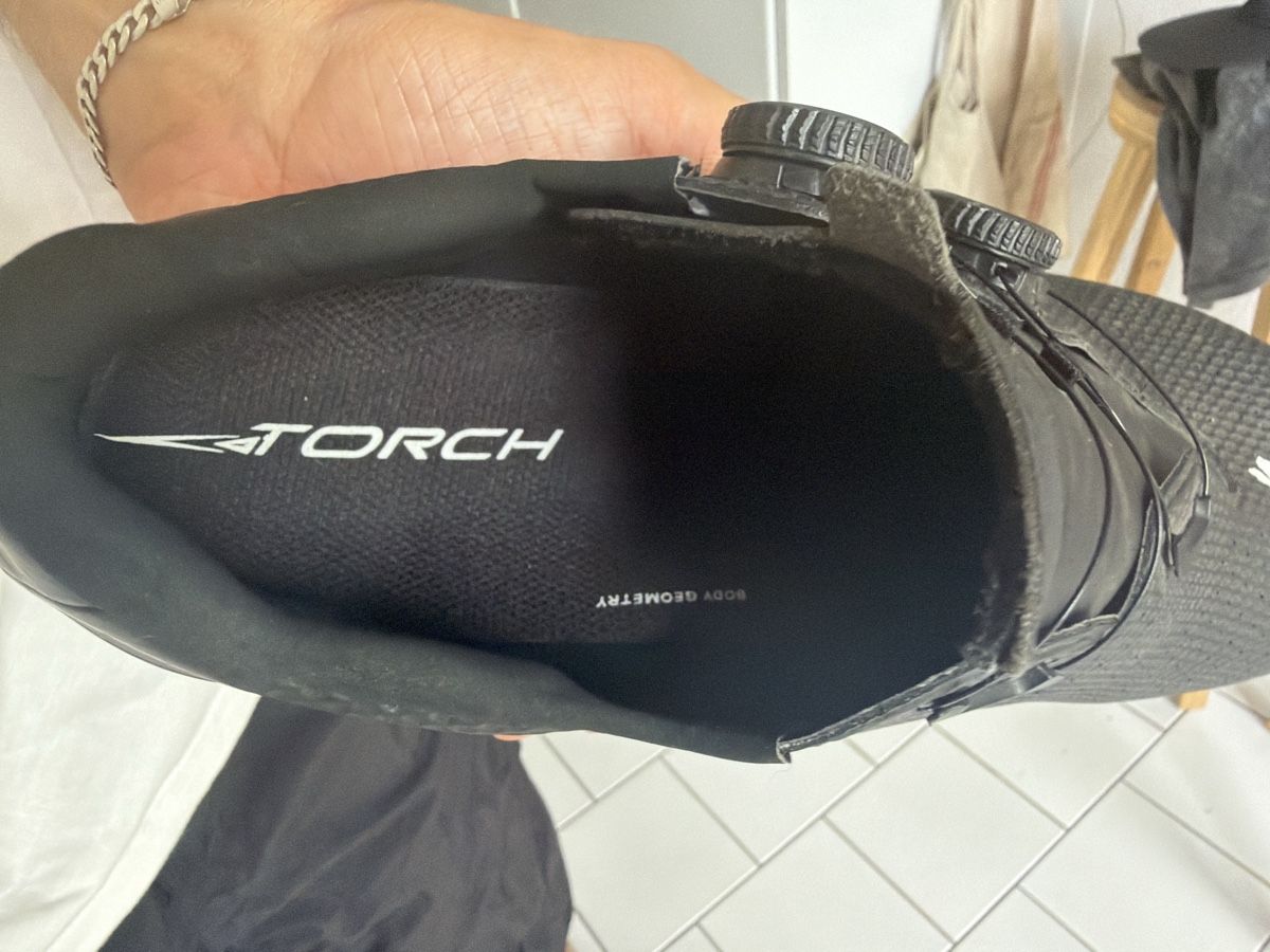 Specialized Scarpe da uomo: Specialized Torch 3.0 Cycling Shoes Size 42 EU – Nuovo (secondo la descrizione) da Zürich venduto da brutalism___ 1