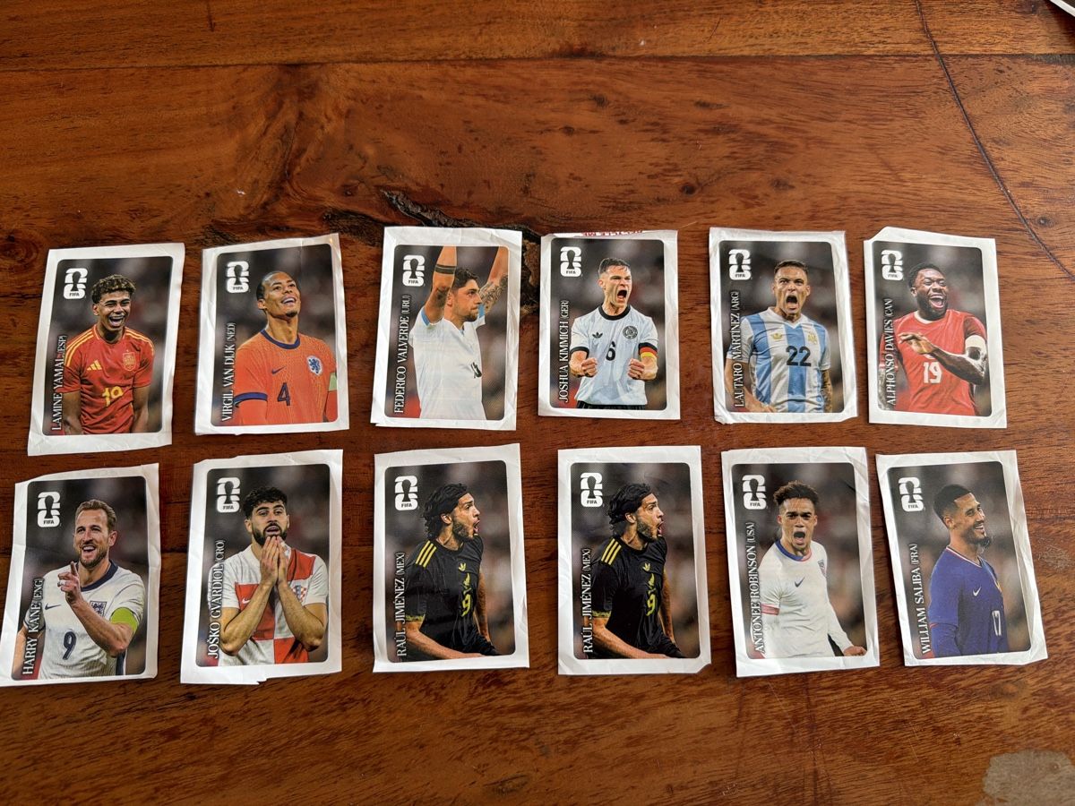 Coca-Cola Sammelbilder & Trading cards: Coca cola Panini sticker 12 Stk  – Gebraucht aus Bern von stibeli