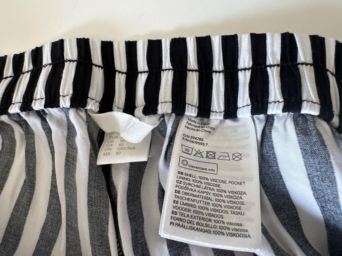 H&M Pantaloni: Streifenshorts Gr. 40  – Usato da Wangen SZ venduto da futura14 2