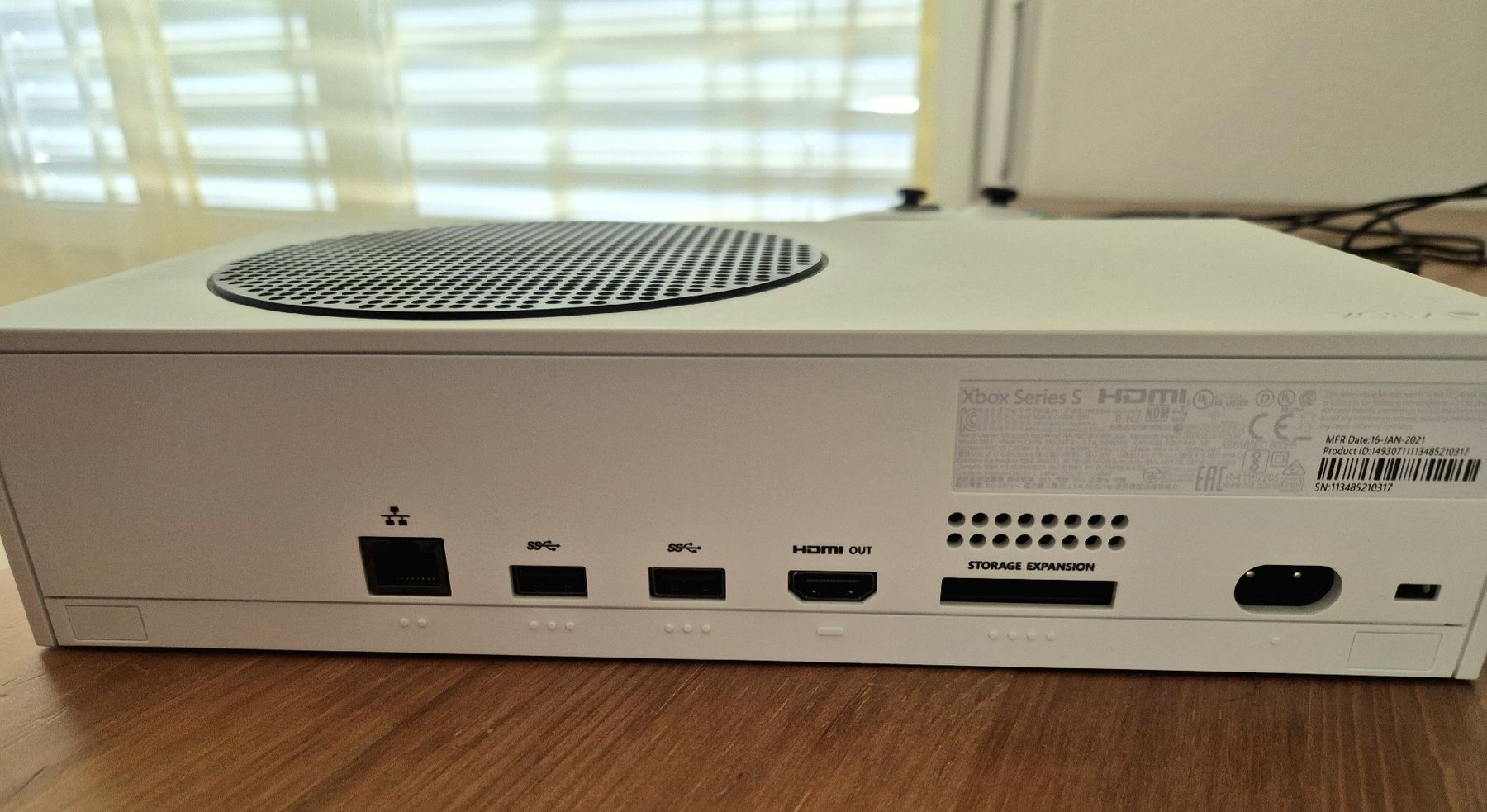 Microsoft Consoles: Microsoft Xbox Series S weiss - 512GB mit Controller – D'occasion à Sissach par Killer099 2
