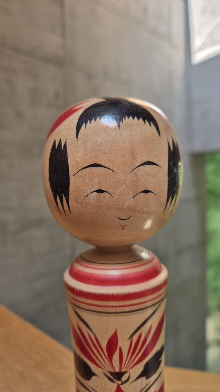 Figurines: Poupée kokeshi artisanale traditionnelle  – D'occasion à Villars-sur-Glâne par car_gjn7 1