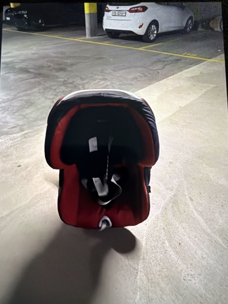 Britax Römer Seggiolini per auto: Römer Kindersitz top Zustand – Nuovo (secondo la descrizione) da Zuchwil venduto da dar_py9z 2