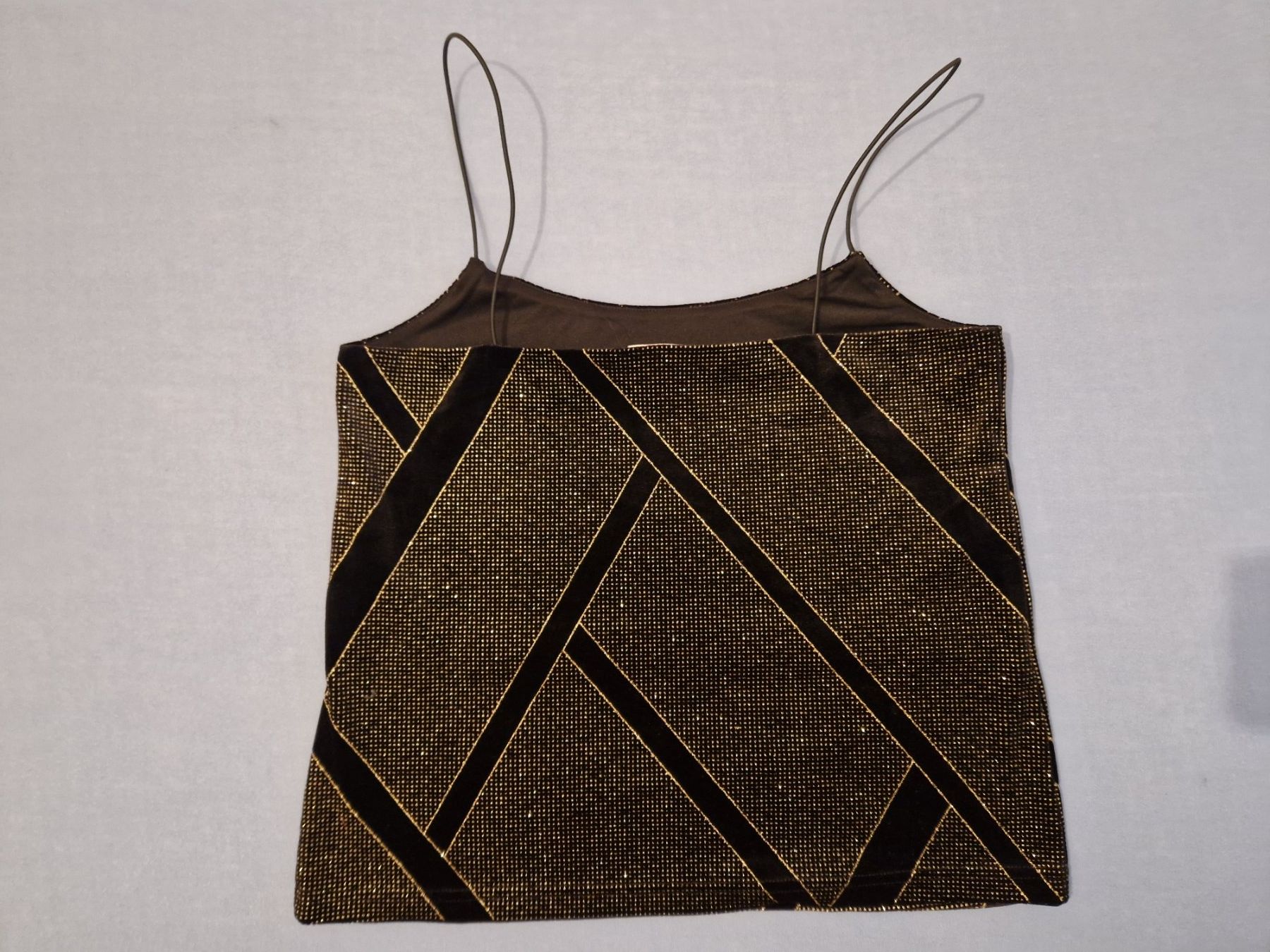 Tops: Glitzerndes TOP – Gebraucht aus Emmen von GrabandGo 1