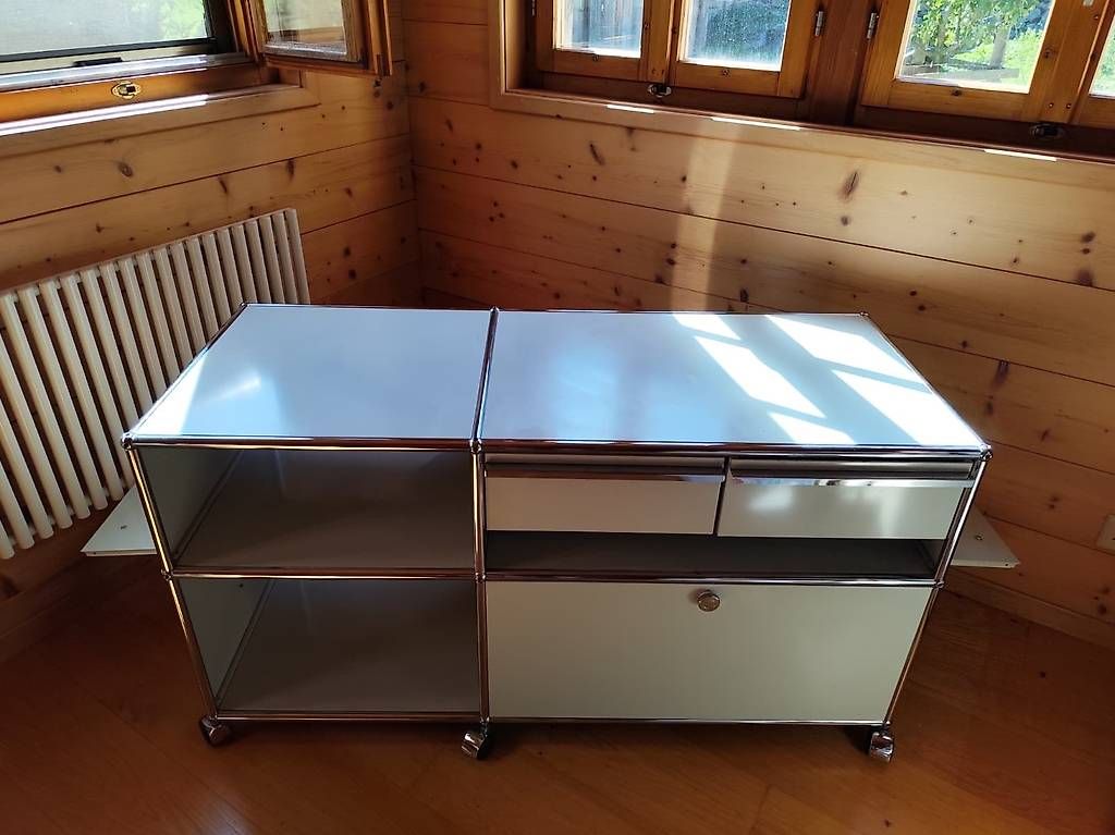 USM Scaffali: USM Haller Möbel lichtgrau – Usato da Bern venduto da anolba 1