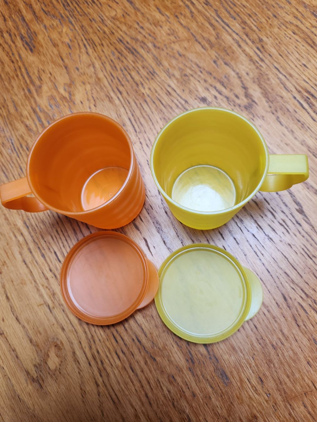 Tupperware Contenitori & Simili: Tupperware Tassen 2x – Usato da Gstaad venduto da Kuhstall-2026 1