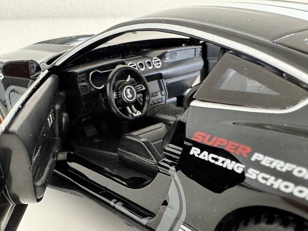 Modellini d'auto: Modellauto Ford Mustang Shelby GT500 – Usato da Bäretswil venduto da Ser_9h6p 3