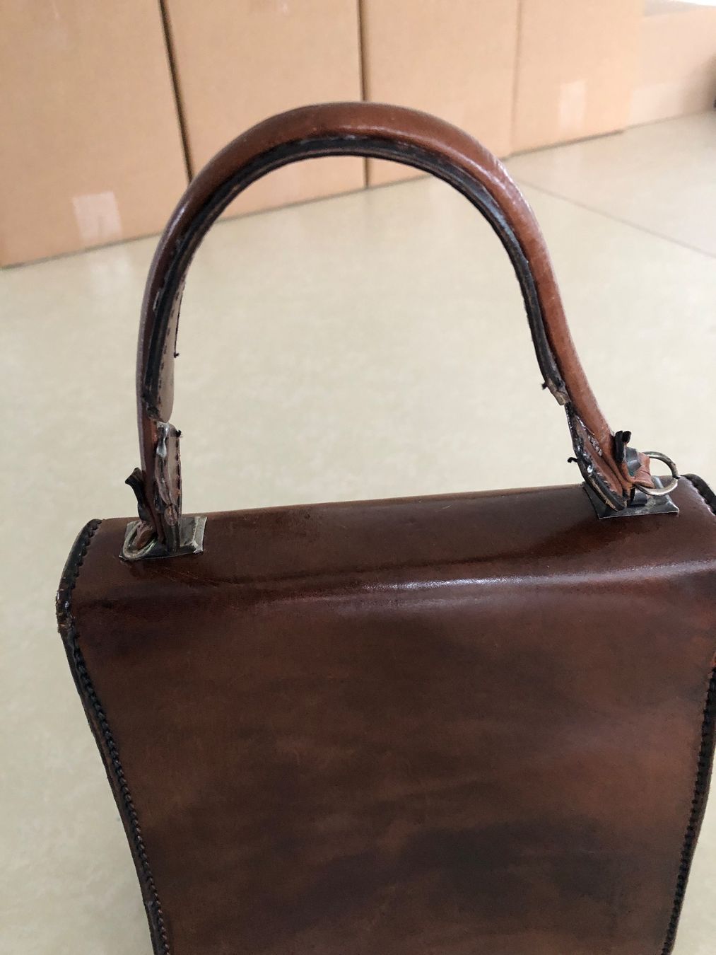 Borse da donna: Vintage Handtasche aus echtem Leder – Usato da Balzers venduto da Kubus28 5