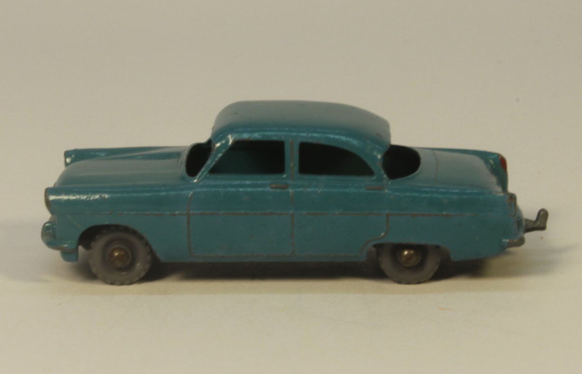 Matchbox Modellini d'auto: Matchbox Lesney 33A Ford Zodiac – Usato da Zofingen venduto da Trukli58