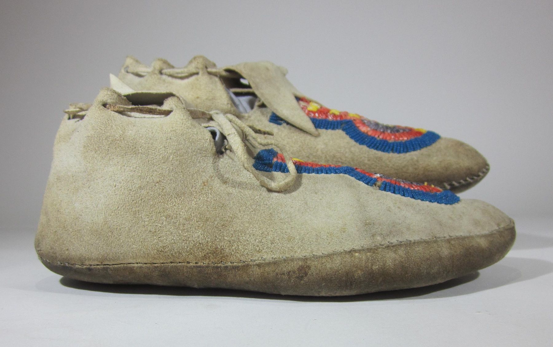 Herrenschuhe: Crow Indianer Mokassins ca. 1950 – Gebraucht aus Bäretswil von robsonantik 4