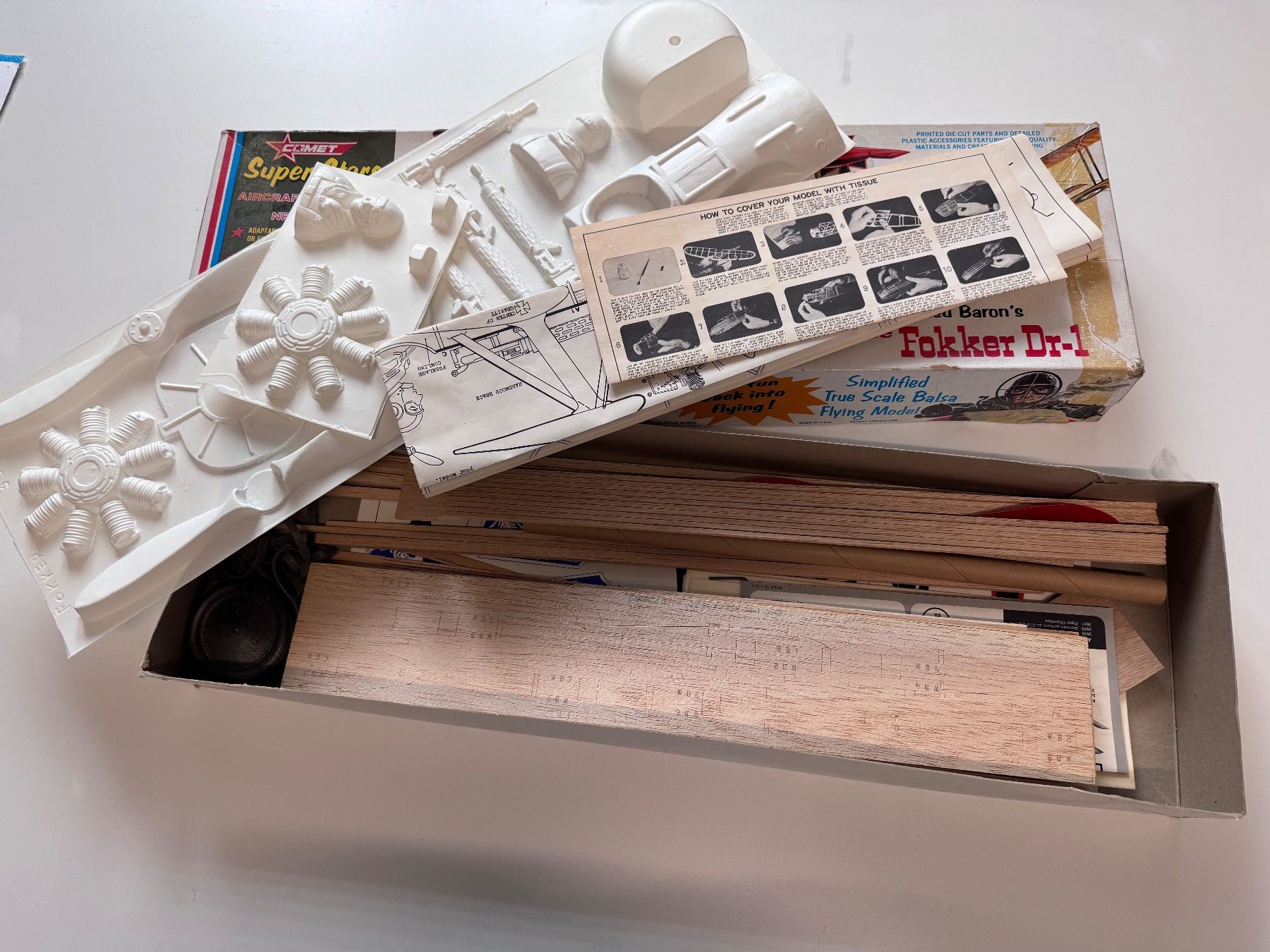 Kit di modellismo & Modellini statici: Comet Super Stars - Fokker Dr-1 Triplane. – Nuovo e nell'imballaggio originale da Fahrwangen venduto da Hotroad61 1